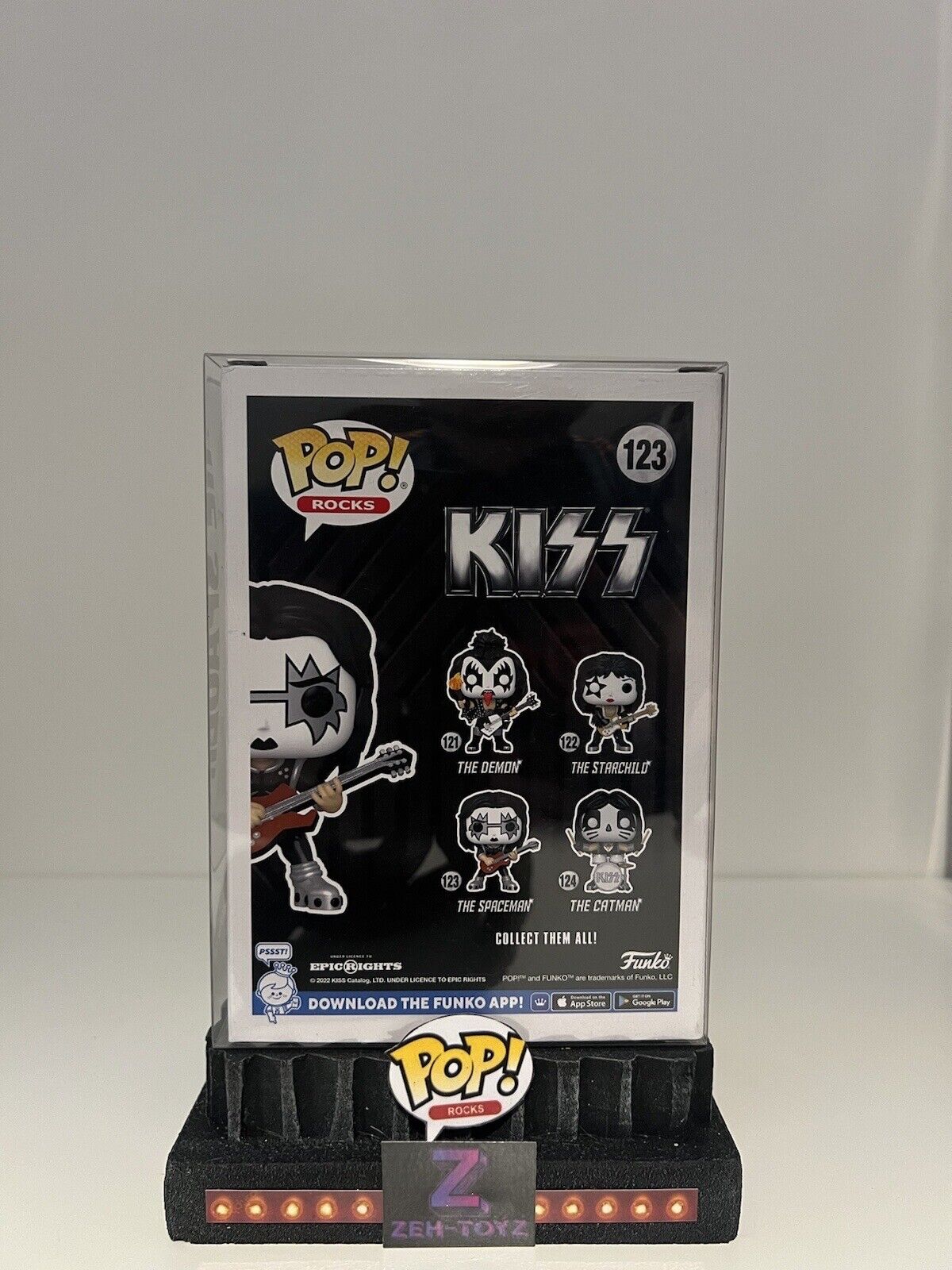 FUNKO POP! Music Pop Rocks Kiss The Spaceman #123 Glow In The Dark (2)