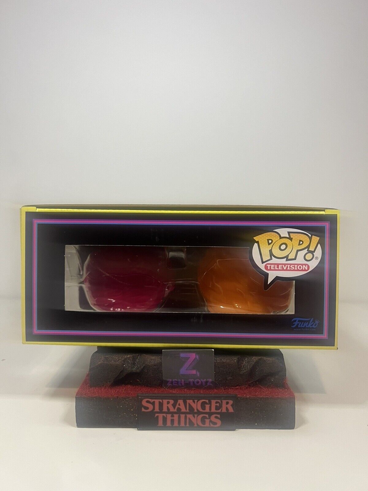 FUNKO POP! Television Stranger Things Robin & Steve #2 Pack Blacklight