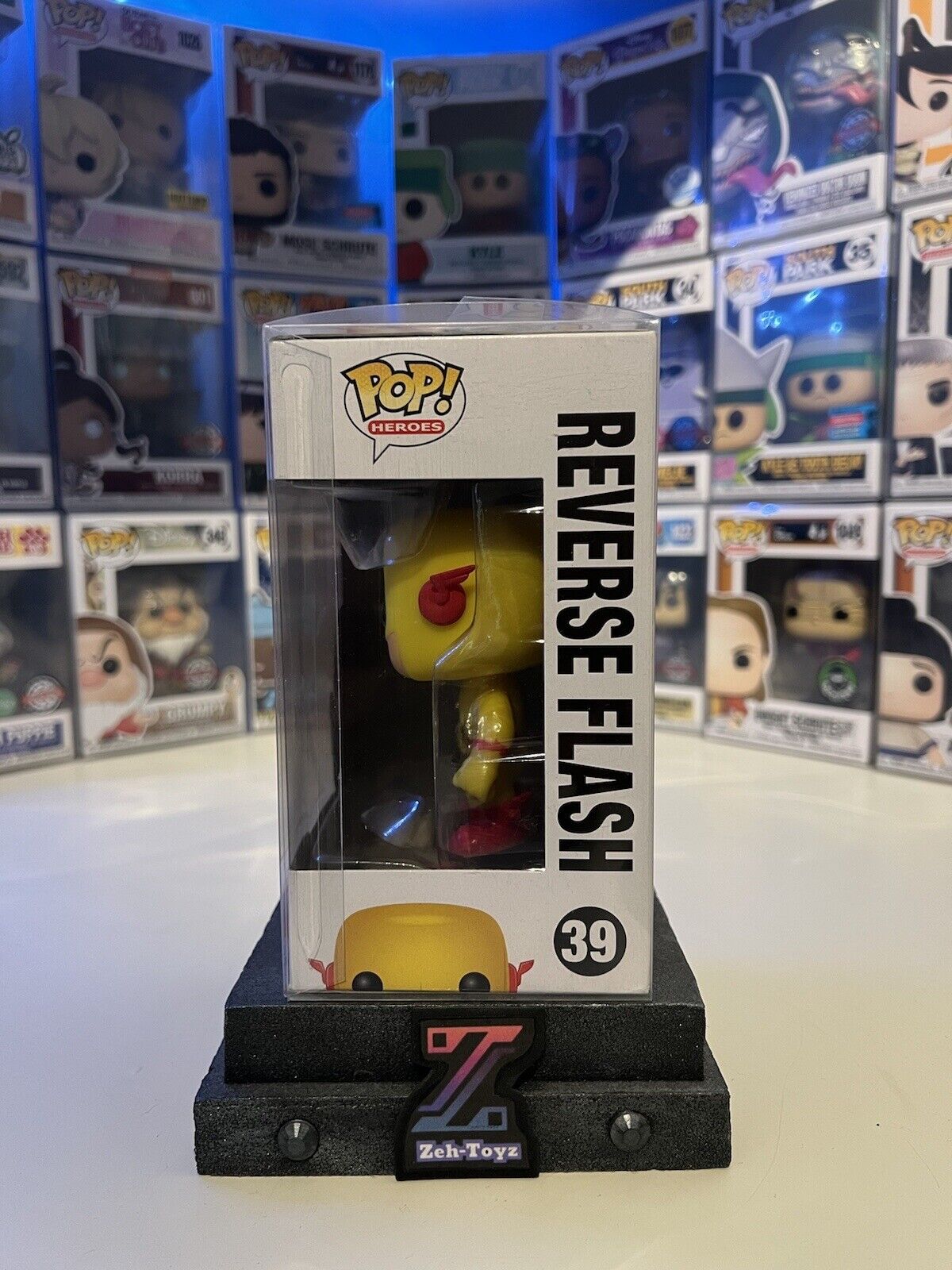 FUNKO POP! DC Universe Heroes The Flash Reverse Flash #39