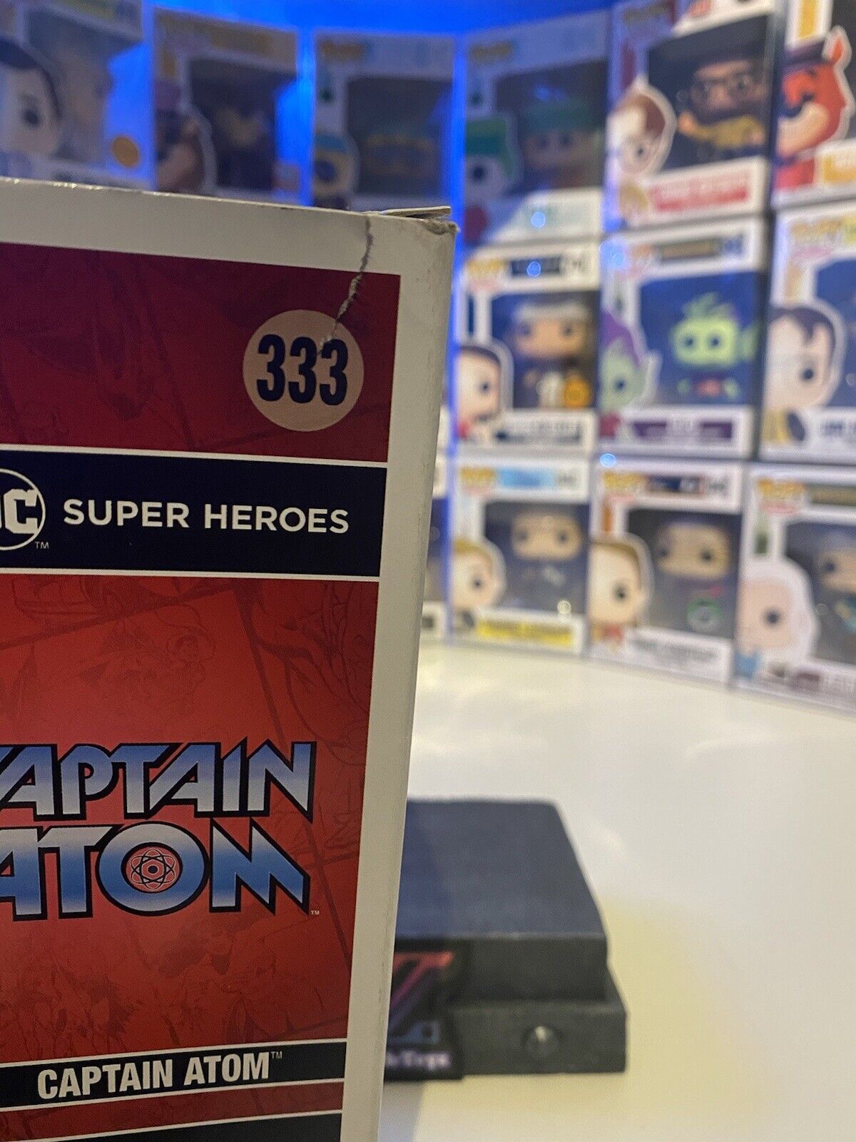 FUNKO POP! DC Superheroes Captain Atom #333 2020 Exclusive