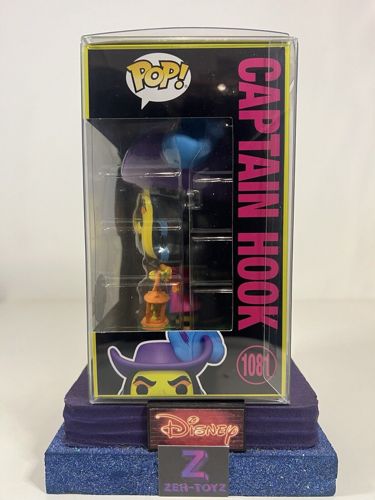 FUNKO POP! Disney Villains Captain Hook #1081 Special Edition Blacklight