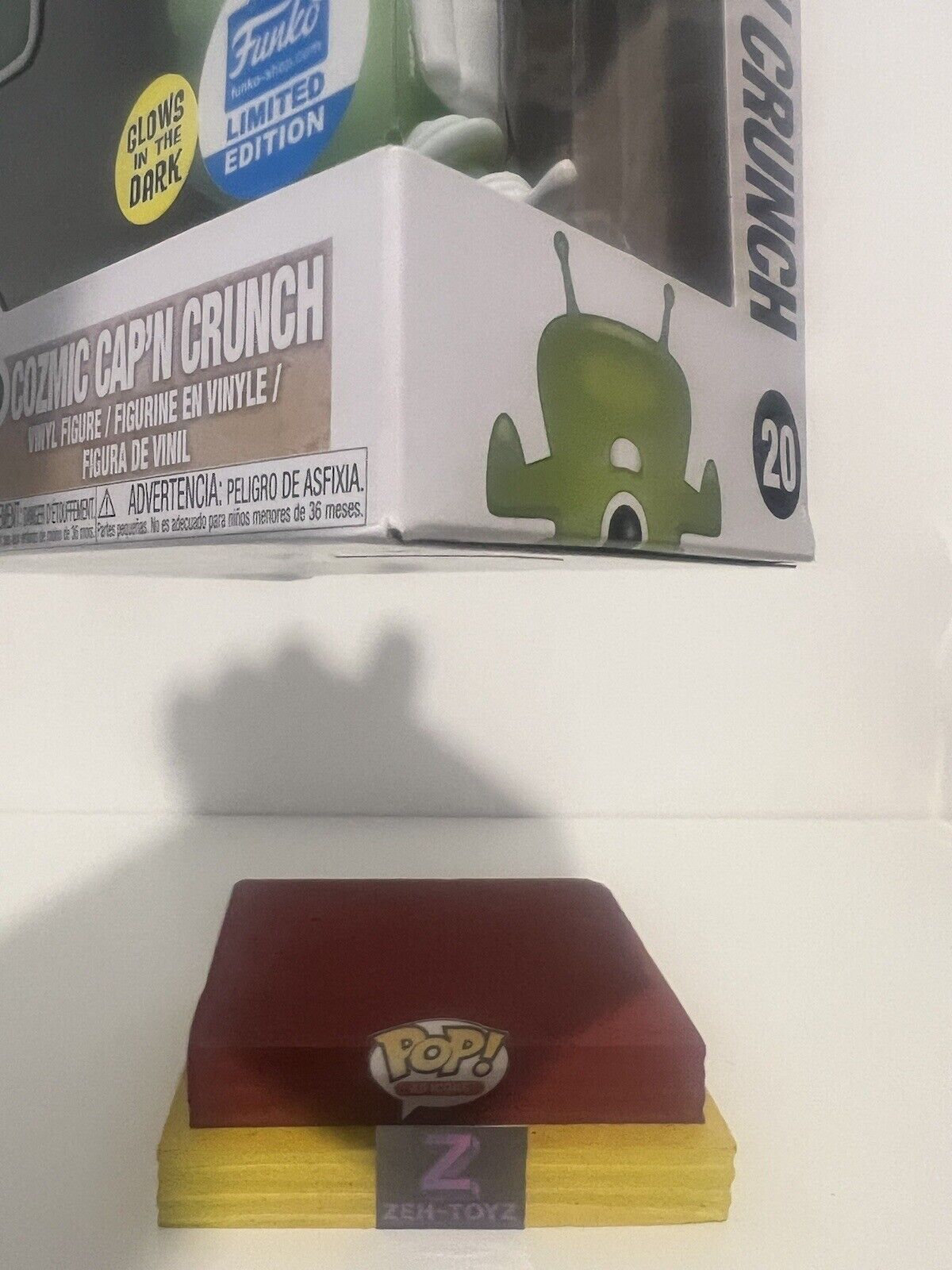 FUNKO POP Ad Icons Cozmic Cap'n Crunch #20 Glow In The Dark Funko Shop Exclusive