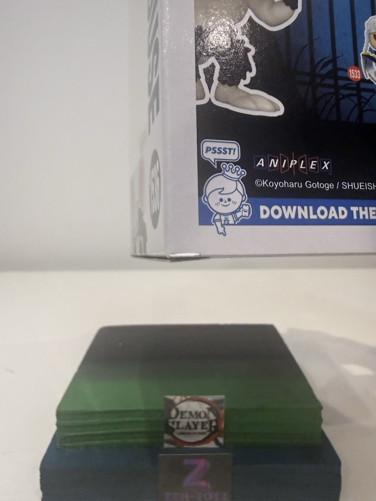 47780589