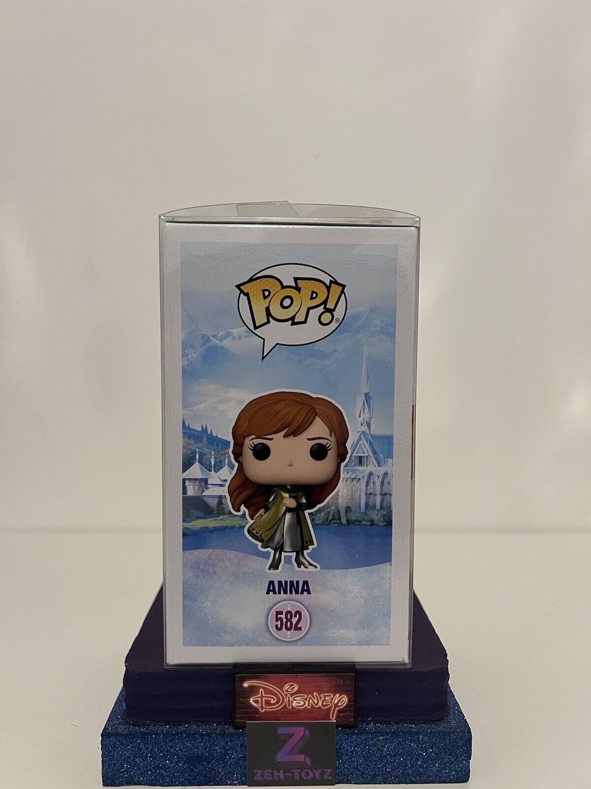 FUNKO POP! Disney Movies Frozen Anna #582