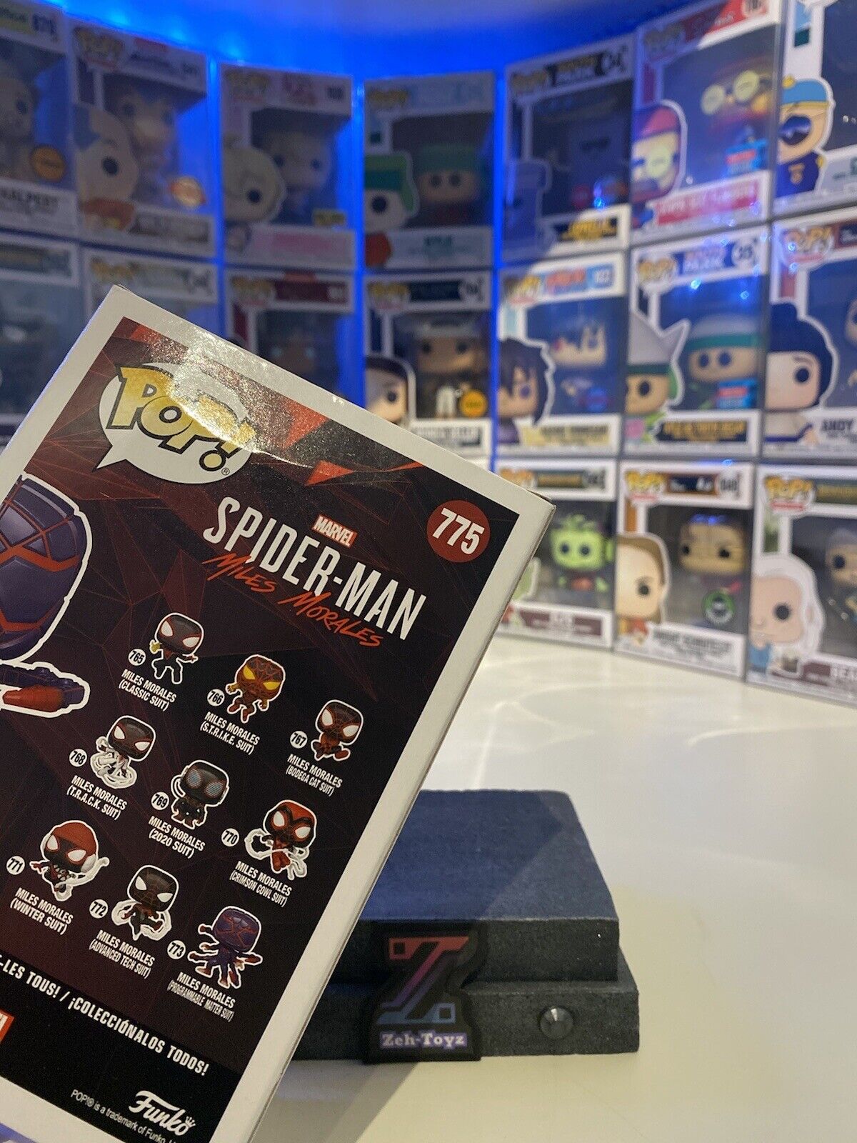 FUNKO POP! Marvel Studios Spider-Man Programmable Matter Suit #775 GITD