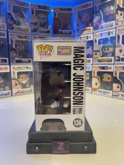 FUNKO POP! VINYL - NBA ALL STARS - MAGIC JOHNSON #136 - TARGET CON 2022