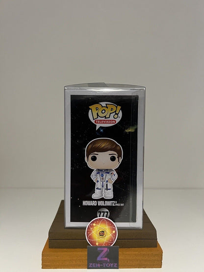 FUNKO POP! Television The Big Bang Theory Howard Wolowitz In Space Suit #777