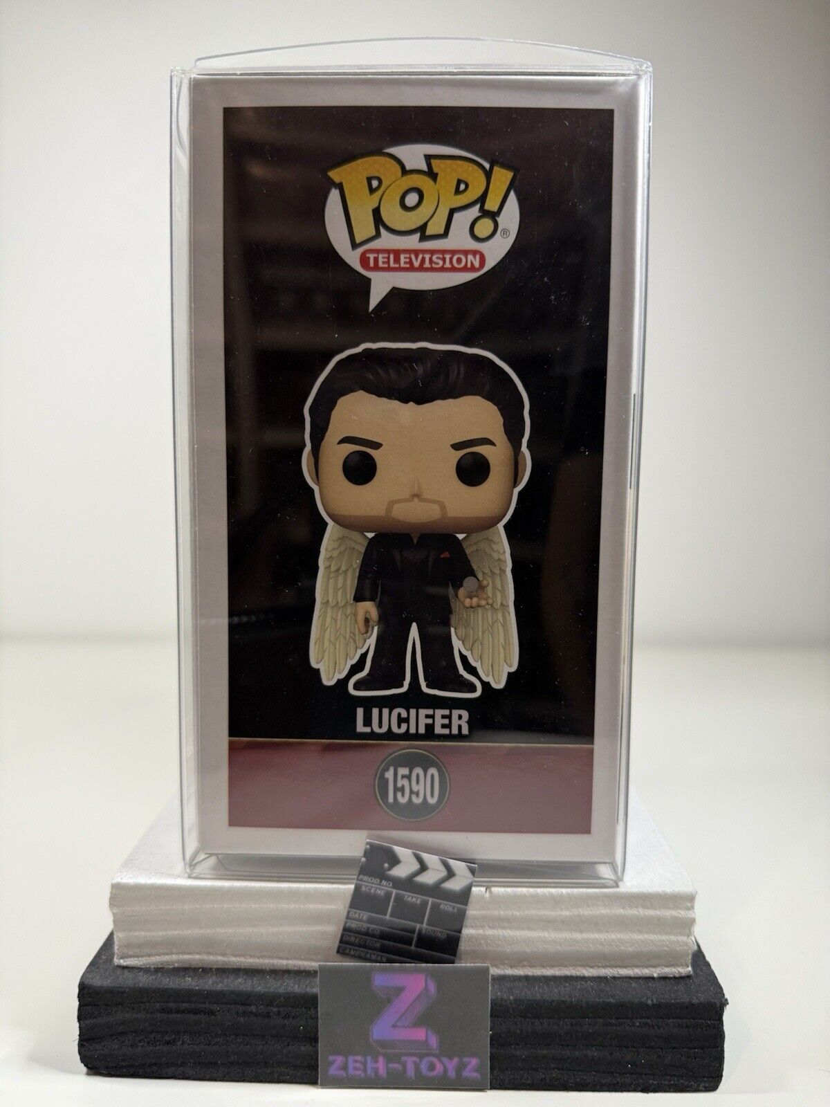 FUNKO POP! Television TV Lucifer With Angel Wings #1590 Convention Exclusive