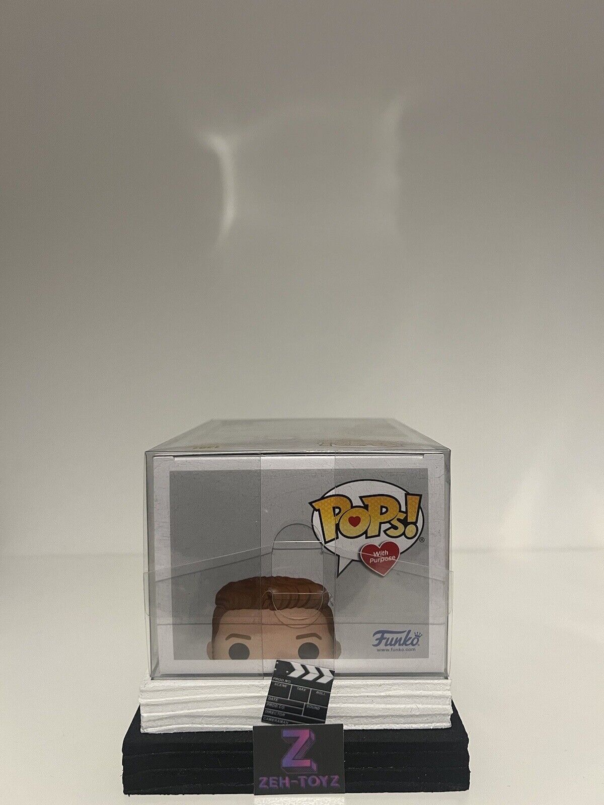 FUNKO POP! VINYL - QUEER EYE - BOBBY BERK #1391 - FUNKO EXCLUSIVE