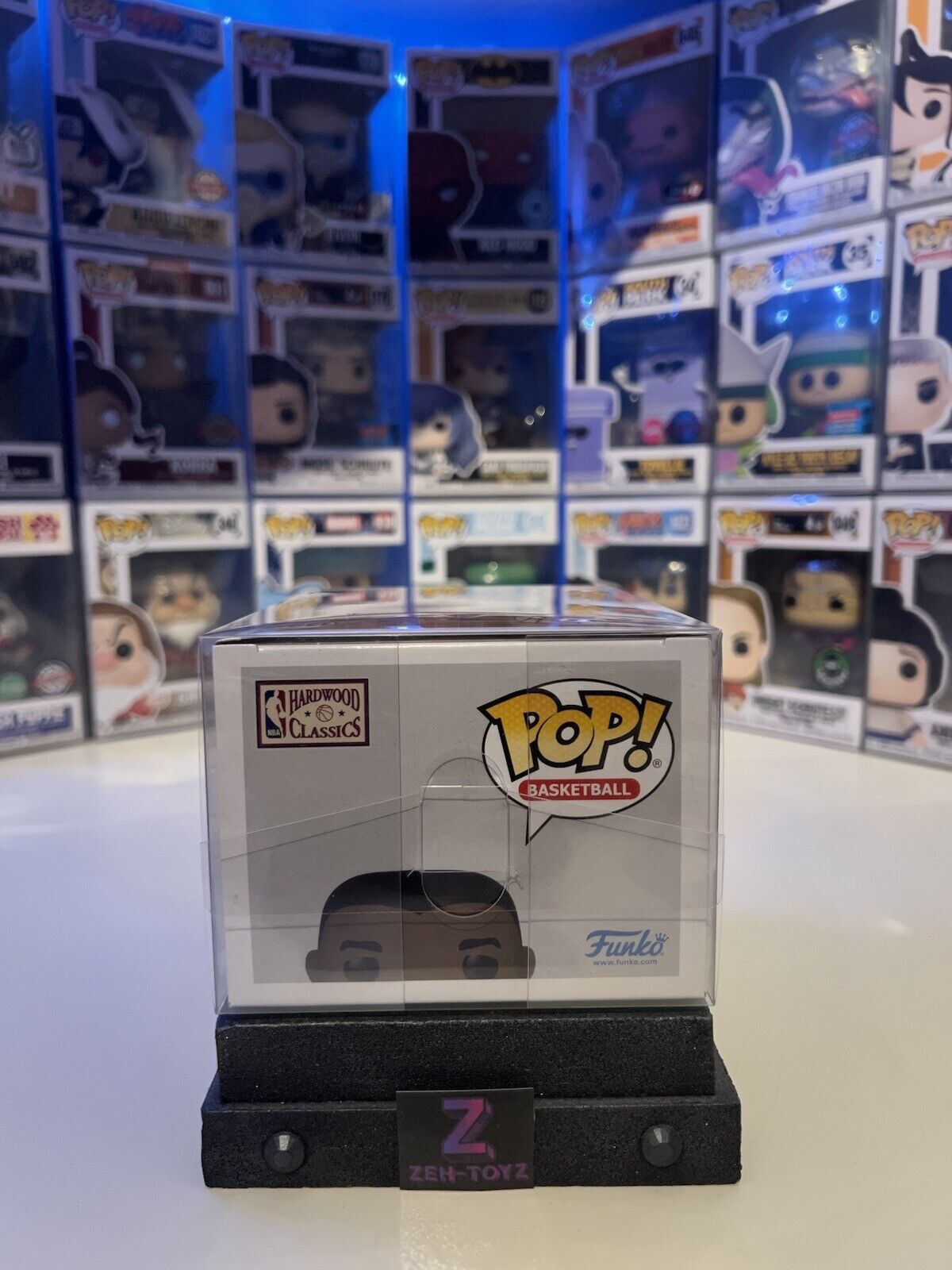 FUNKO POP! VINYL - NBA ALL STARS - MAGIC JOHNSON #136 - TARGET CON 2022