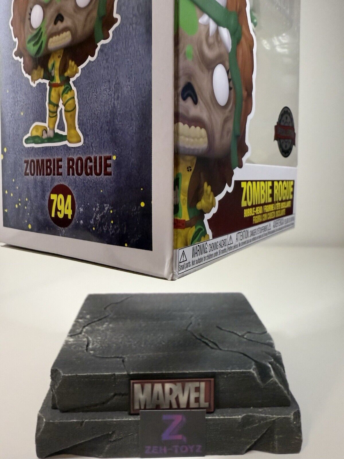 FUNKO POP! Marvel Universe Zombies Zombie Rogue #794 Special Edition